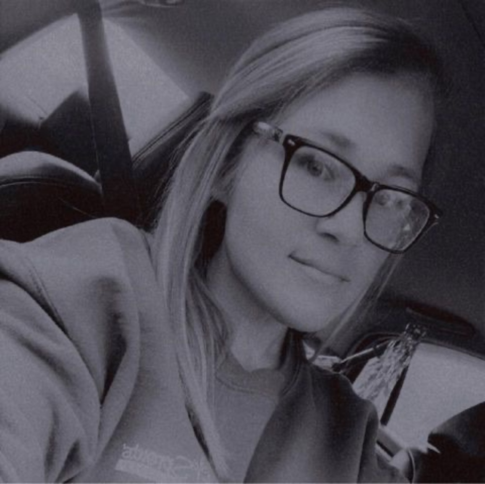 Meet your Posher, Shaela
